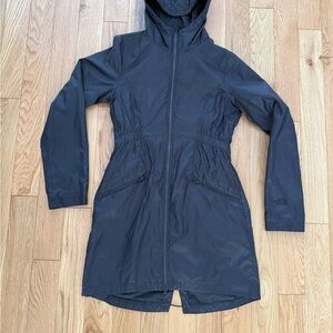 The North Face Women's Rissy 2 Hooded Water Repellant Raincoat